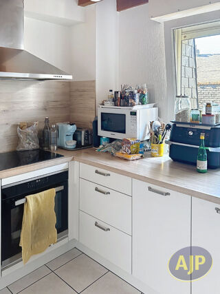  Appartement à louer 4 pièces 76 m²