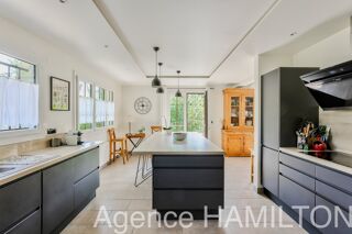  Maison � vendre 8 pi�ces 250 m�