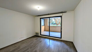 Vente Appartement AIX LA DURANNE - Type 2 avec terrasse et parking Aix en provence