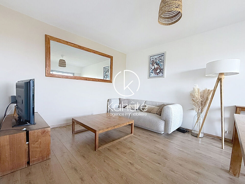 Vente Appartement Hyeres Mont Soleil 3 pièces - 61 m2, Piscine, Tennis, Parking, Cave, Vue Mer Hyeres
