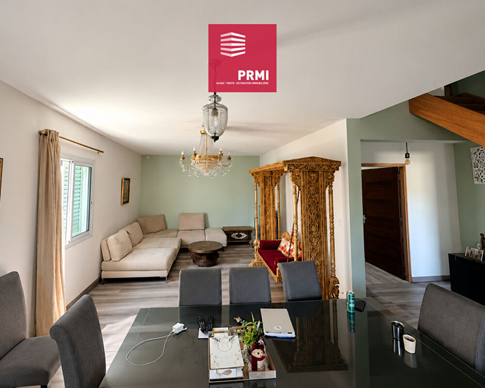 Maison familiale 3 chambres à Sainte-Suzanne - Terrain de 616 m² piscinable