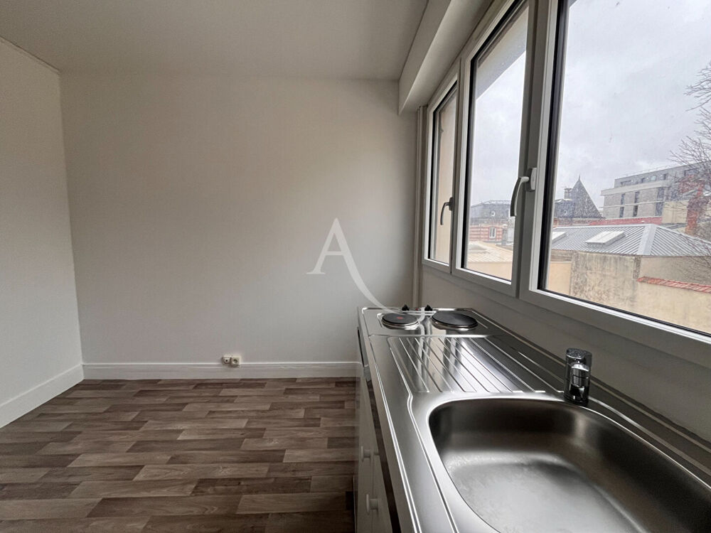Location Appartement TYPE 1,  REIMS - MOISSONS Reims