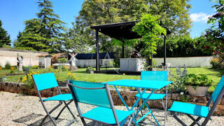  Maison  vendre 9 pices 297 m