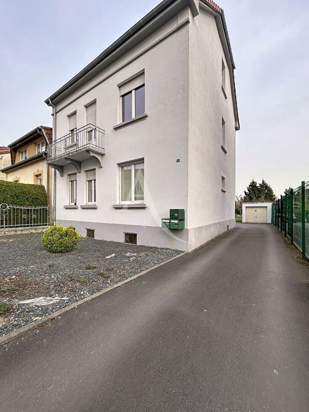 Vente Immeuble Immeuble Montigny Les Metz - rue de Frescaty 3 appartements - parking - terrain Montigny les metz