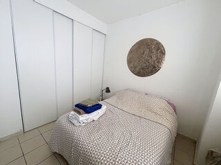  Appartement à louer 2 pièces 67 m²
