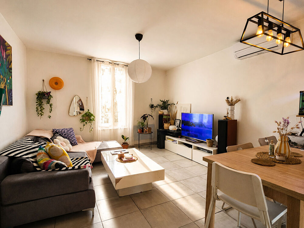 Vente Maison Maison de village Type 4 terrasse - jardinet et garage - AURIOL Auriol