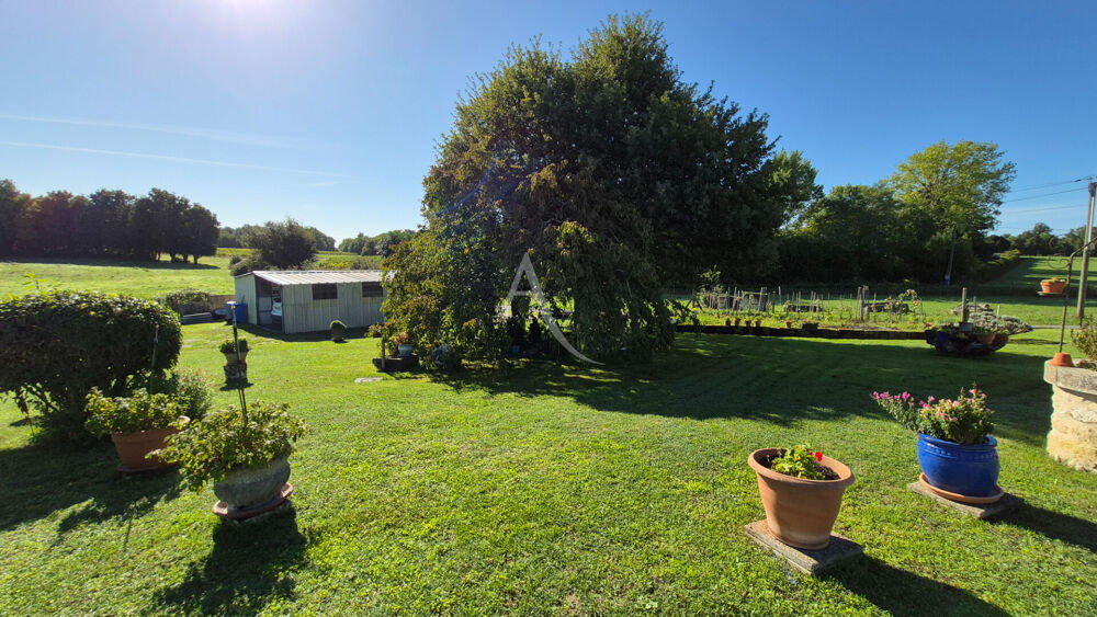 Maison 7 pièce(s) 189 m2 - Chermignac