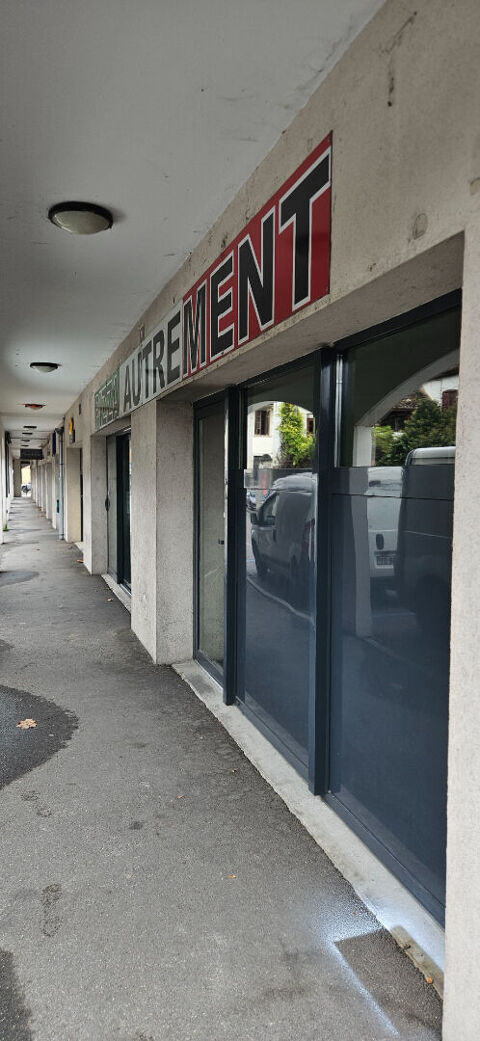   AOSTE (Isère) ? Local commercial Pizzeria / Snacking ? 52 m² 