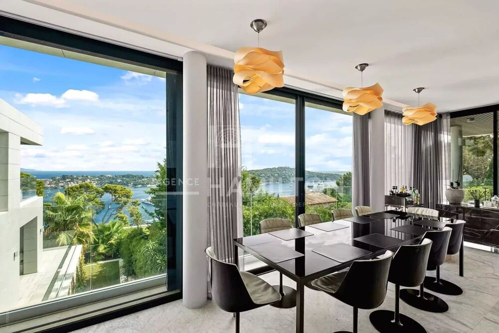 Vente Maison Villa Contemporaine avec Vue Mer Panoramique et Prestations Haut Nice