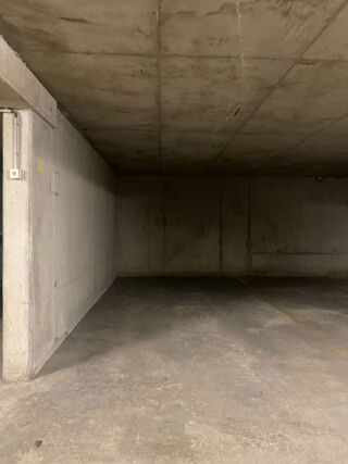  Parking / Garage  vendre 