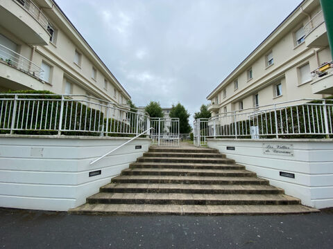  Parking / Garage  louer 