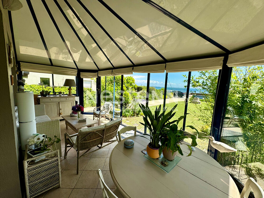 Coup de coeur ! Maison de 130m² avec vue imprenable sur l'océan.
