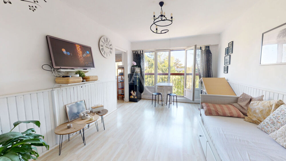 Appartement CHILLY-MAZARIN 4 pièces 72.23 m²