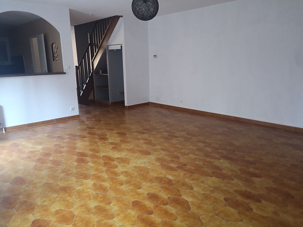 Location Maison Maison 104m² - Istres Istres