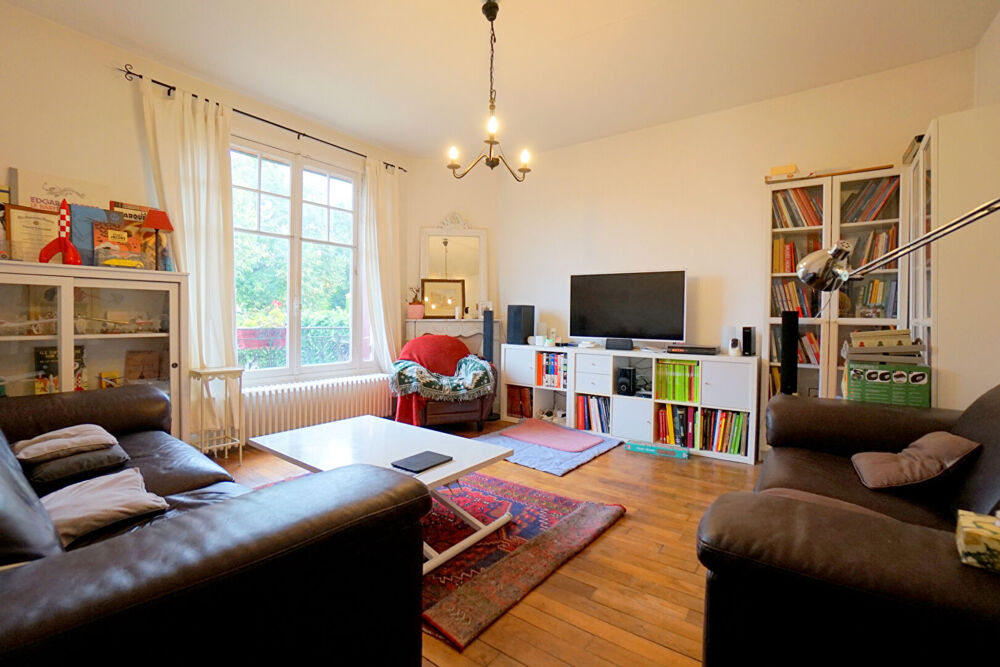 Vente Maison Maison bourgeoise Epône  pièces 157m2 Epone