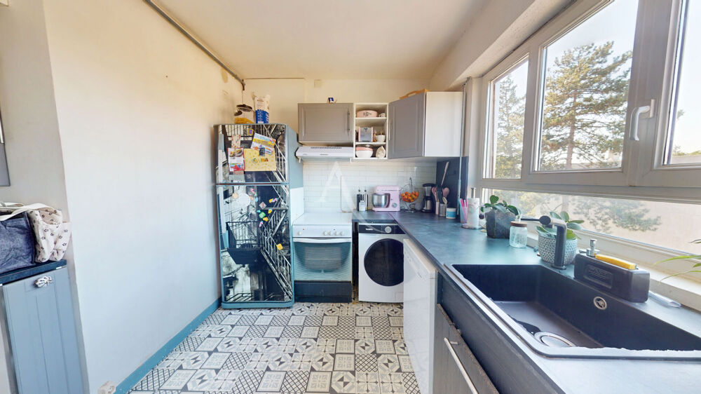 Appartement CHILLY-MAZARIN 4 pièces 72.23 m²