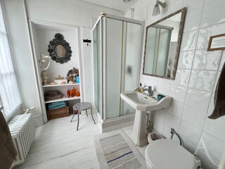  Maison à vendre 8 pièces 226 m²