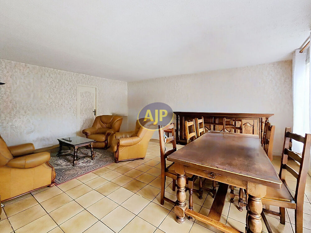 Maison de plain-pied 101m2 à Cestas Gazinet avec travaux.