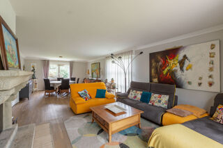  Maison à vendre 8 pièces 236 m²