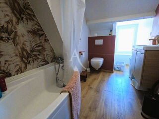  Appartement  vendre 6 pices 110 m