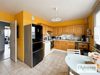  Appartement  vendre 4 pices 80 m