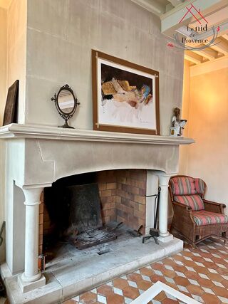  Villa � vendre 15 + pi�ces 768 m�