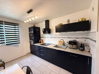  Appartement  vendre 4 pices 76 m