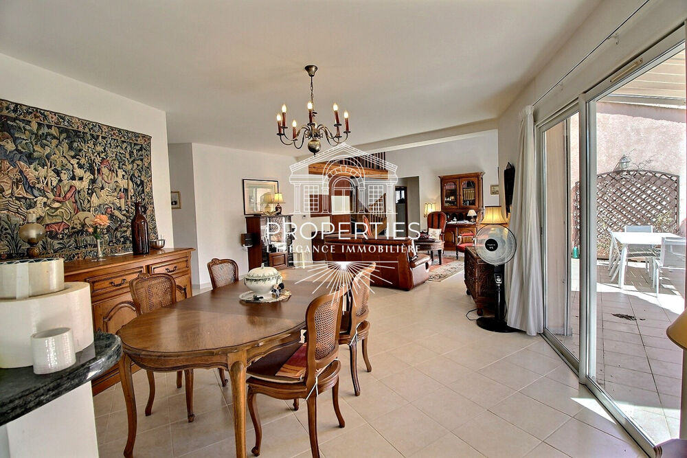 BORMES - MAISON DE PLAIN-PIED - 146 M² - 5 PIECES - NORMES PMR - GARAGE