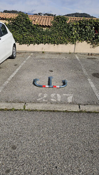  Parking / Garage à vendre 