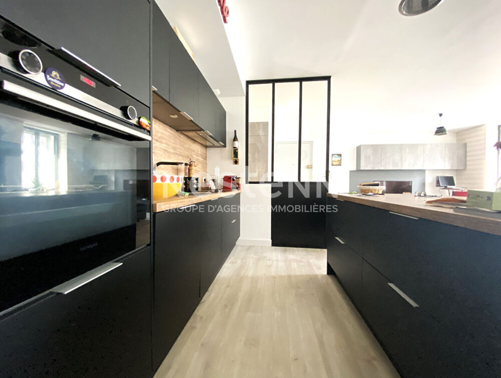 Vente Appartement Appartement à vendre à Vannes T3 rénové Hyper centre Port Vannes