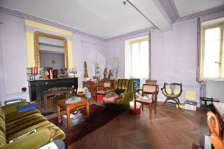  Maison � vendre 9 pi�ces 260 m�