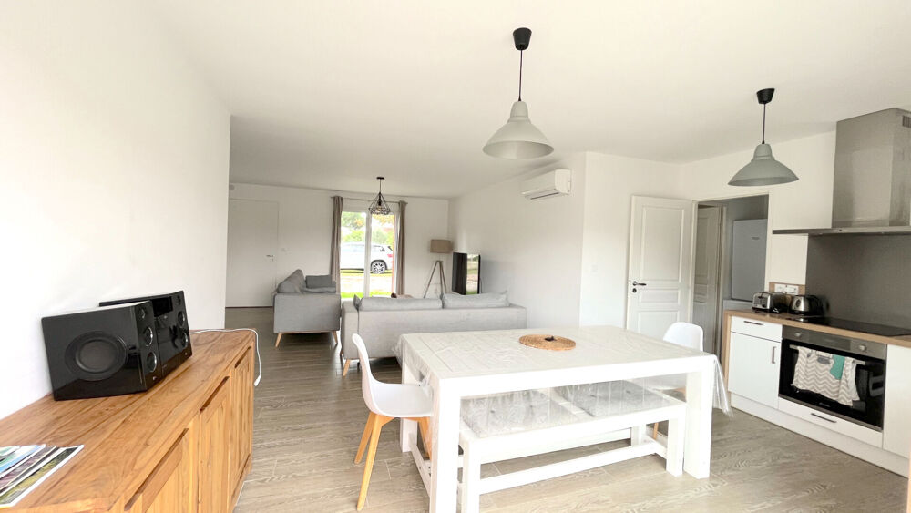 A LOUER MAISON MEUBLEE DE TYPE 4 AVEC JARDIN ET PISCINE - LEGE CAP FERRET
