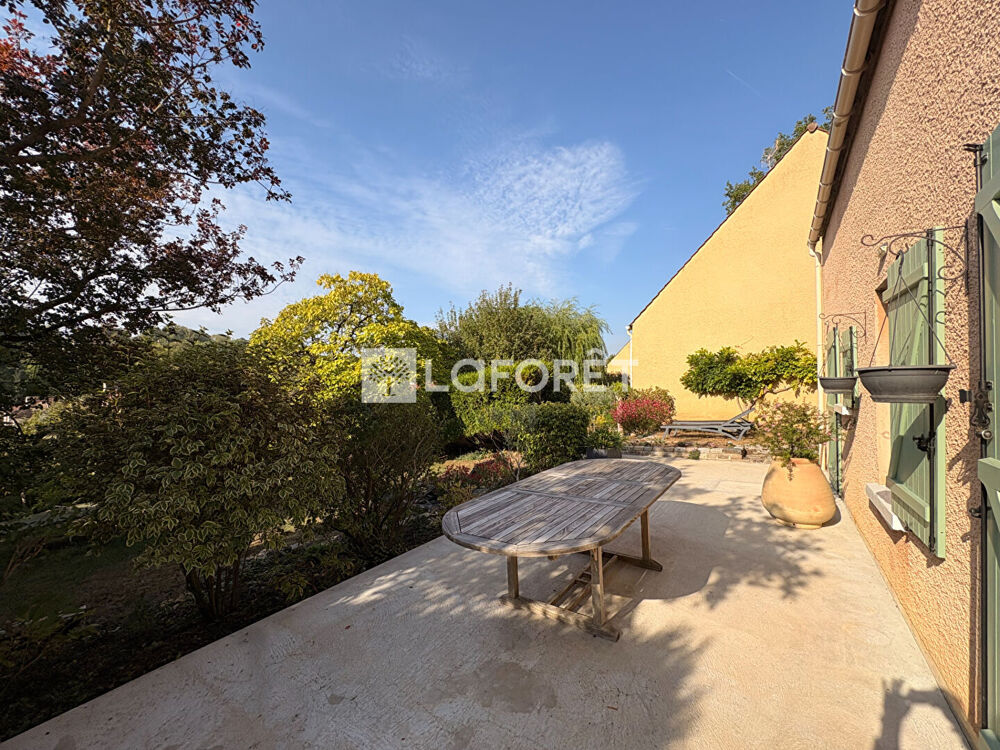 Maison Oinville-sur-montcient 5 pièce(s) 130 m2