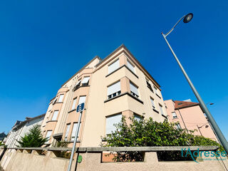  Appartement  vendre 4 pices 