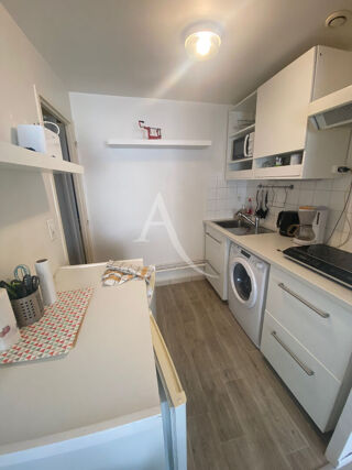  Appartement à louer 1 pièce 25 m²