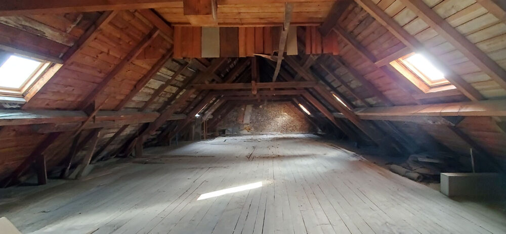 Vente Appartement plateau à rénover 120 m² Saint flour