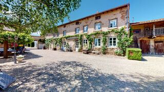  Villa à vendre 15 + pièces 613 m²