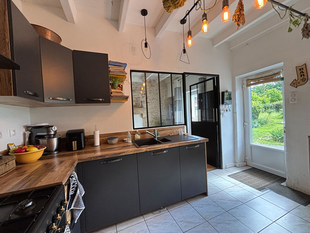 Vente Maison Maison de Caractère de Trois Chambres avec Jardin et Grange Champagne mouton