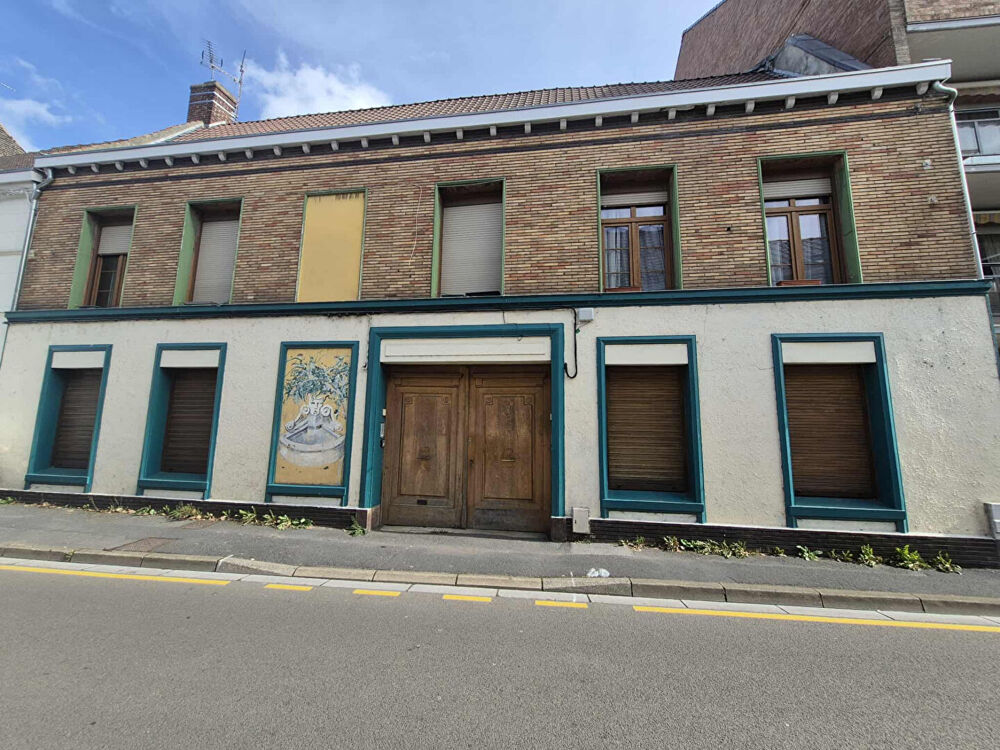 Immeuble plein centre de St Amand