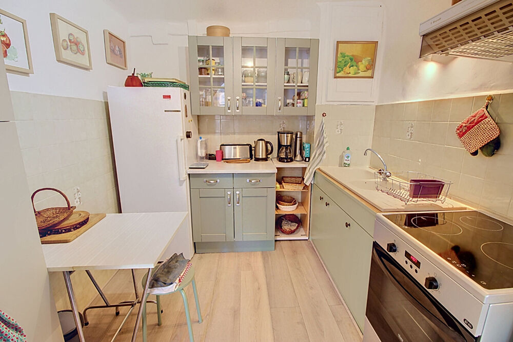 A VENDRE EN EXCLUSITIVE ! Maison de village Entrecasteaux 3 pièces 80 m2 + terrasse