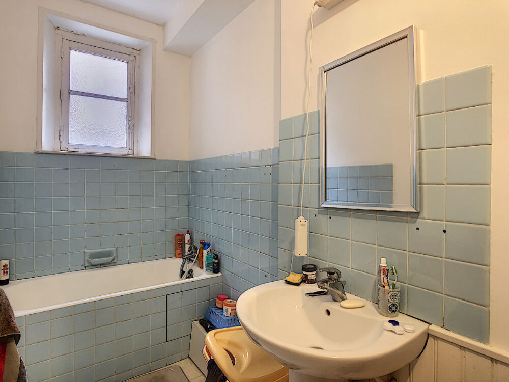 Location Appartement APPARTEMENT CHAUMONT - 2 pièce(s) - 60.4 m2 Chaumont
