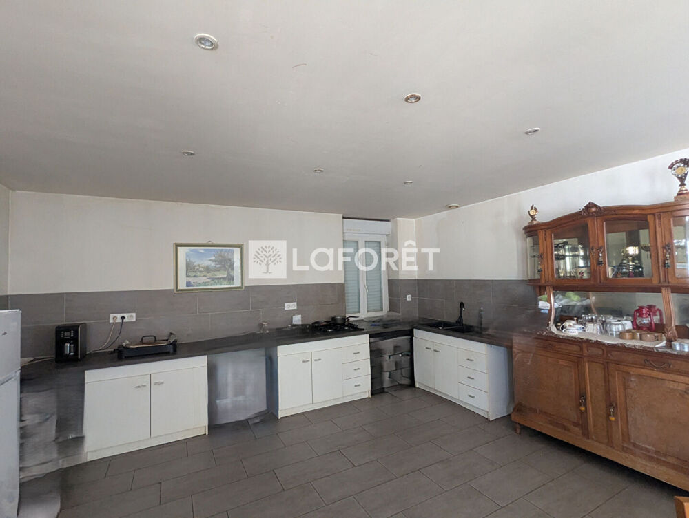 Vente Maison Maison Montchamp 7 pièce(s) 174 m2 Montchamp