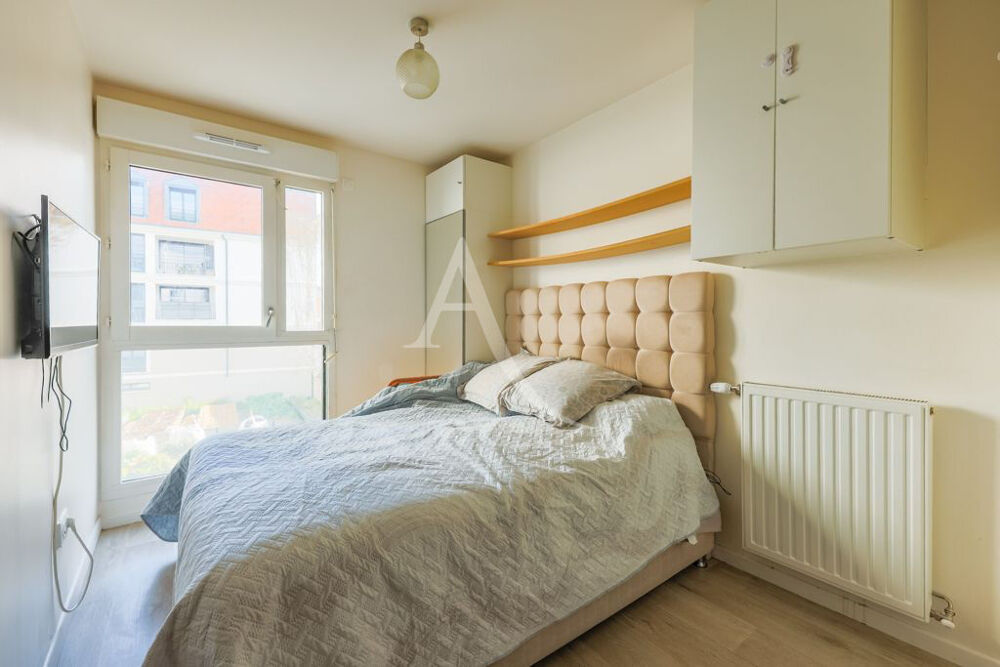 Vente Appartement Romainville - Place du Marché | 4 pièces, balcon et parking double Romainville
