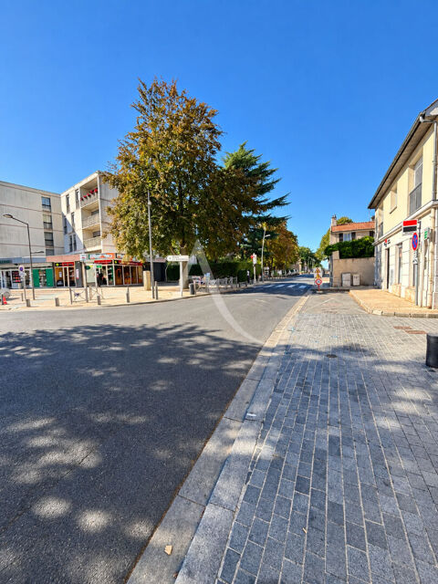   Local commercial situé en plein centre ville 