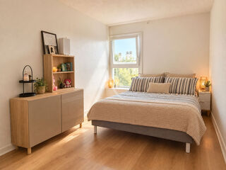 Vente Appartement GRADIGNAN CENTRE - Appartement de type 3 avec balcon et place de parking Gradignan