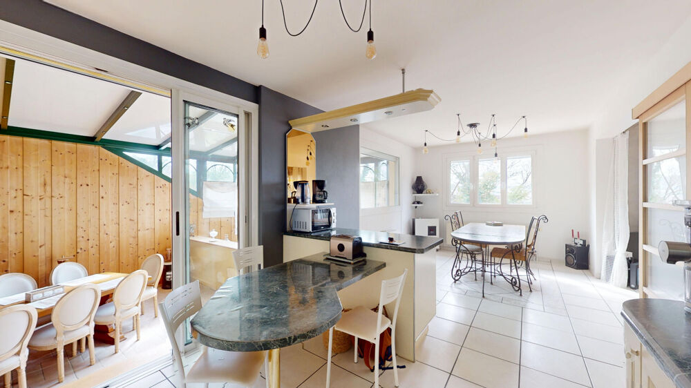 Vente Maison Maison Chaleze 8 pièce(s) 160 m2 Chaleze