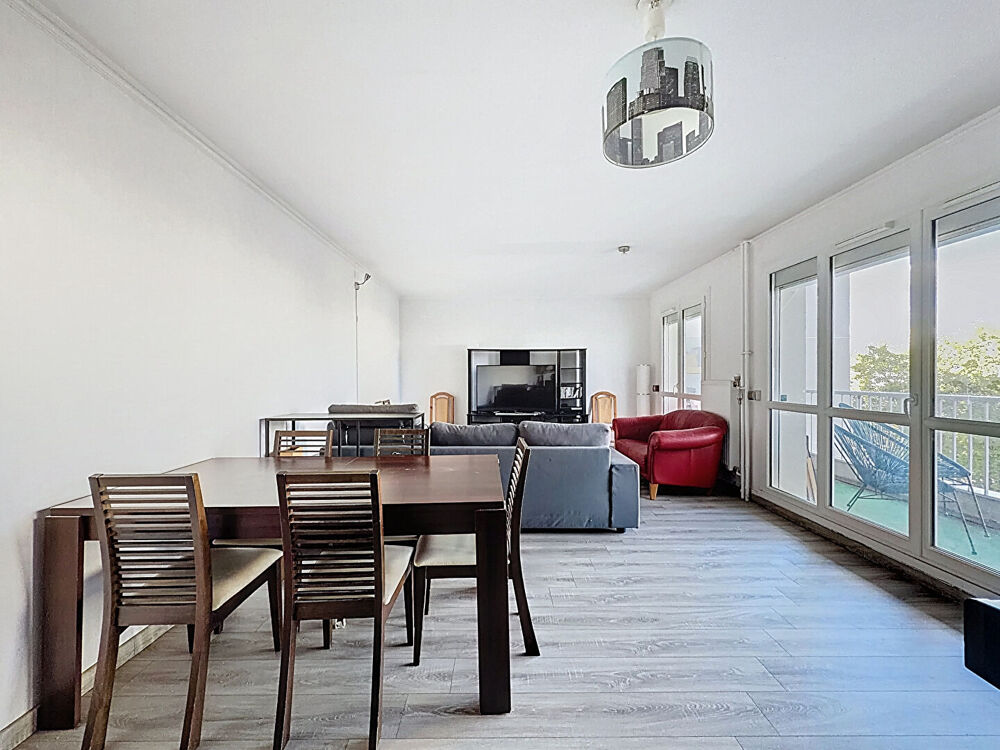 Appartement a louer noisy-le-grand - 3 pièce(s) - 74 m2 - Surfyn