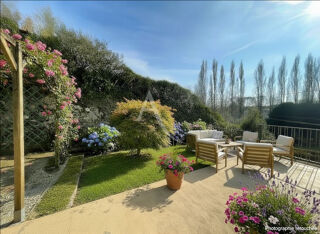  Maison � vendre 9 pi�ces 218 m�