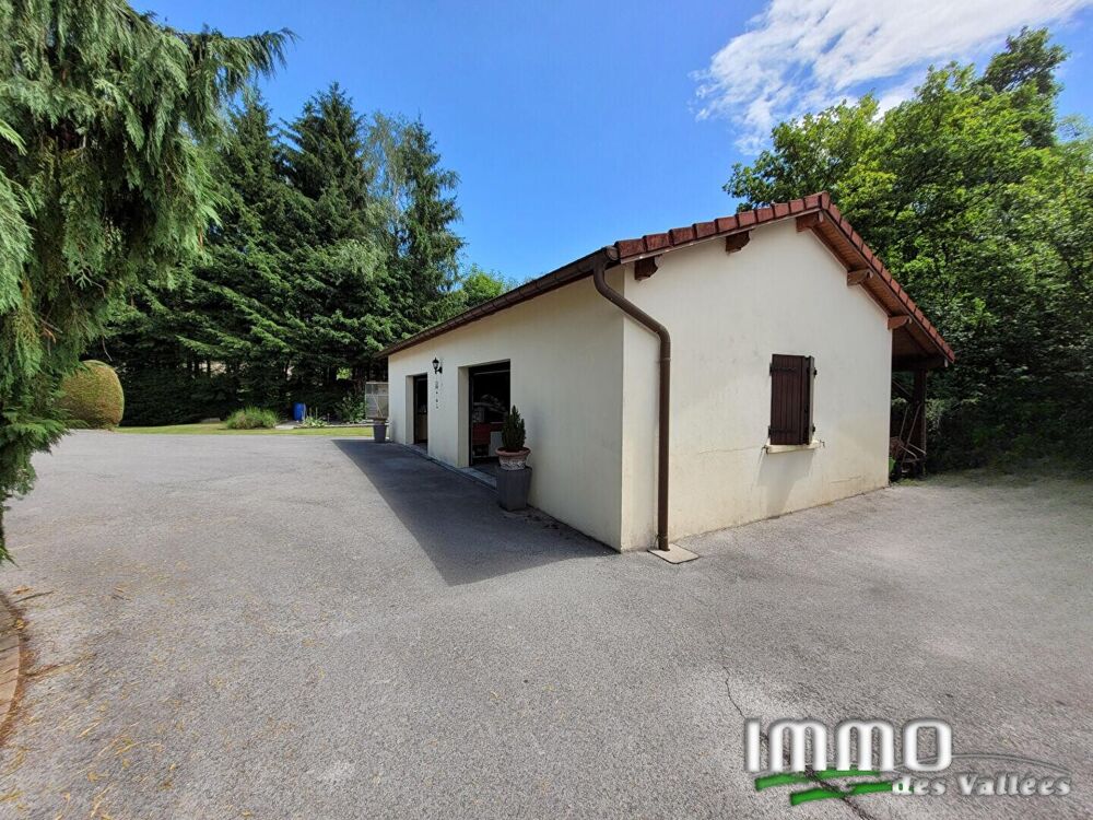 Chalet 7 chambres et dépendance - 280 m²