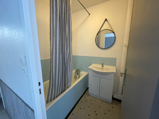  Appartement à louer 2 pièces 54 m²